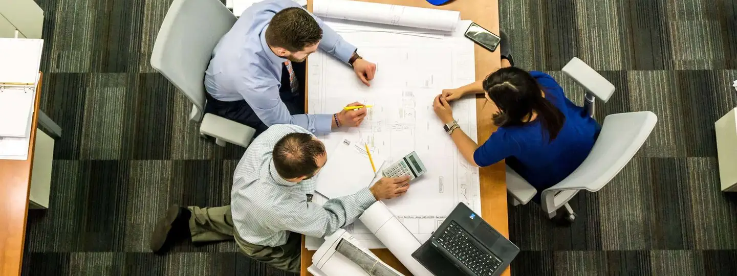 Get your company more flexible, adaptive, and competitive with these 4 steps to proactive decision making.