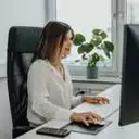 How To Do Staff Performance Evaluation In 2026? A Checklist