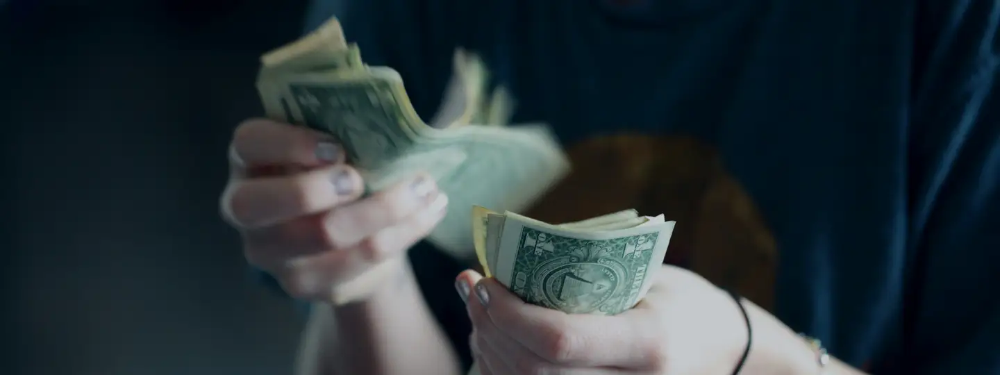 Salary vs Hourly Pay Rate: The Pros And Cons of Both