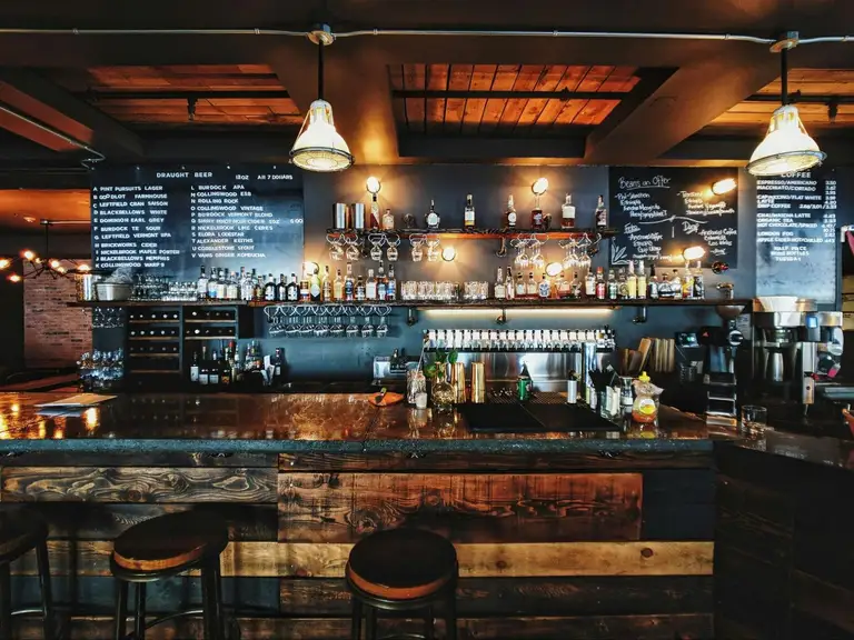 restaurant scheduling employee