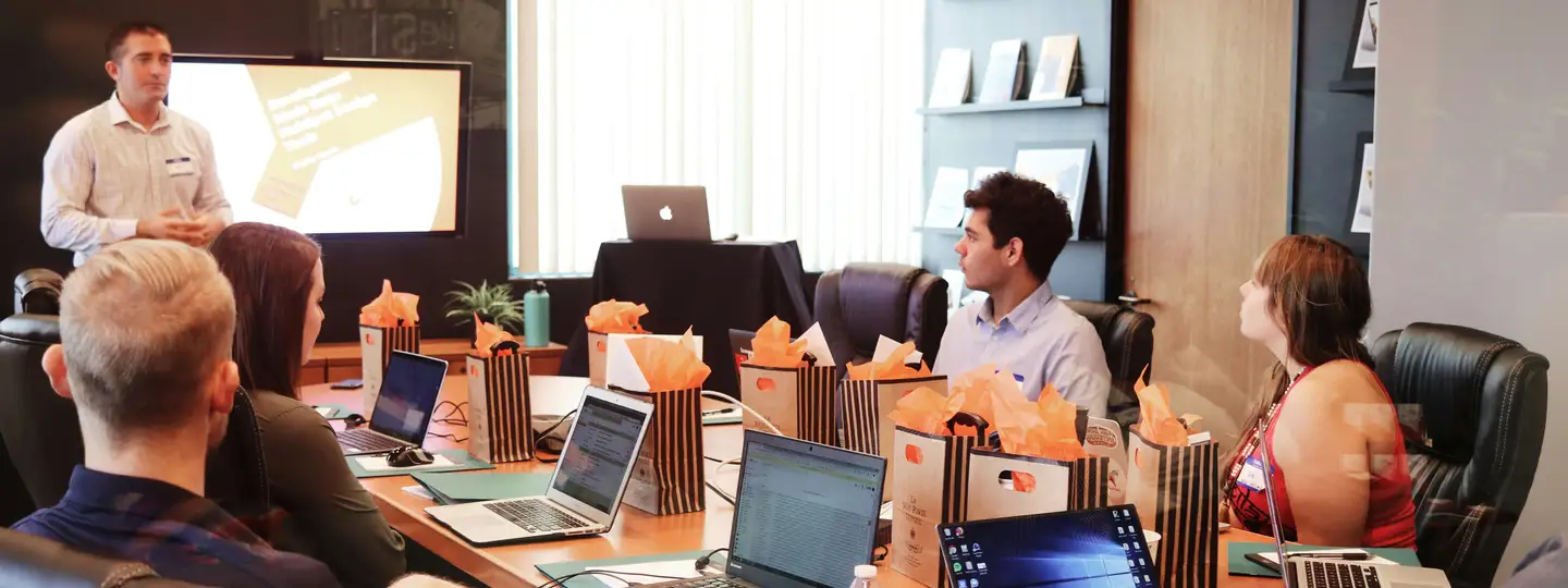 What's The Best Employee Management System? 11 Picks