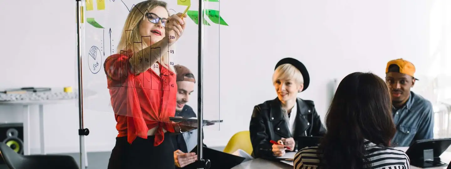 10 Ice Breaker Games to Entertain Your Team