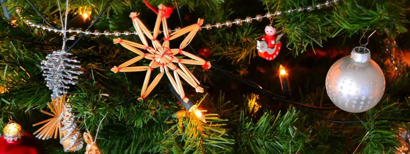 How to manage employee time during the festive season?