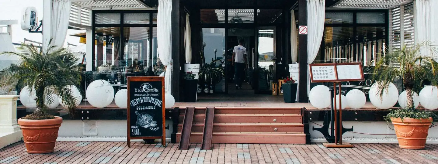 5 Time Management Life-Hacks to Maximize Restaurant Summer Holiday Business